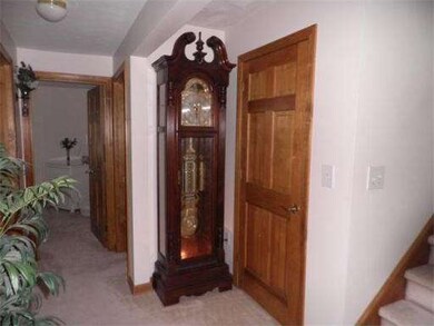 44 Sherwood Ave, Danvers, MA 01923 - photo 5