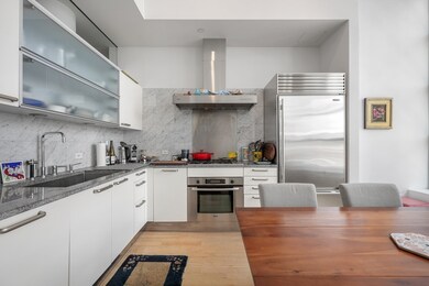 360 Newbury St unit 404, Boston, MA 02115 - photo 4