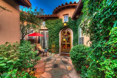 PRIVATE LUSH COURTYARD ENTRANCE