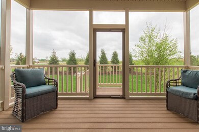 12274 Revolution Ct, Waldorf, MD 20602 - photo 3