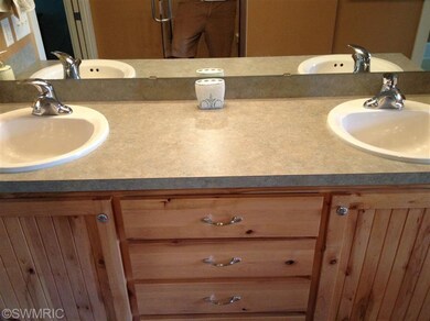 2052 Conifer Ridge Dr SW, Byron Center, MI 49315 - photo 3