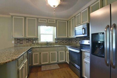 2002 Acker Dr, Albany, GA 31707 - photo 7