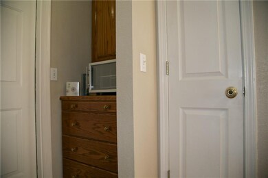 Butler's Pantry, Pantry