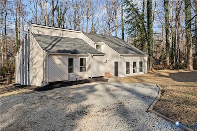 3201 Barnes Spring Ct, Midlothian, VA 23112 - photo 2