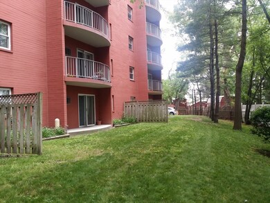 Sagamore Place Condominiums unit 918, Quincy, MA 02171 - photo 2