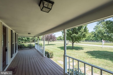 41383 Springfield Ln, Leesburg, VA 20175 - photo 5