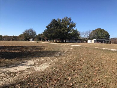 136 Private Road 4474, Decatur, TX 76234 - photo 6