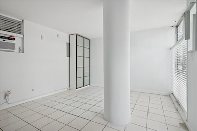 524 Orton Ave unit 101, Fort Lauderdale, FL 33304 - photo 2