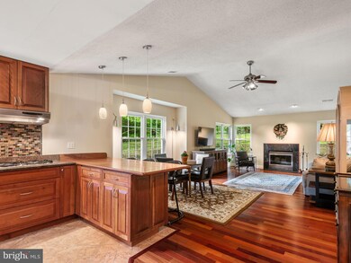 209 Nottingham Ct unit 209, Glen Mills, PA 19342 - photo 6