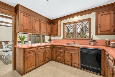 423 South St, Carlisle, MA 01741 - photo 7