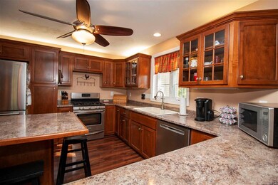 417 Pembroke St, Pembroke, NH 03275 - photo 4