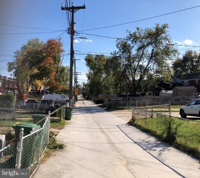 5472 Whitwood Rd, Baltimore, MD 21206 - photo 5