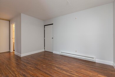 757 Main St_#51_015