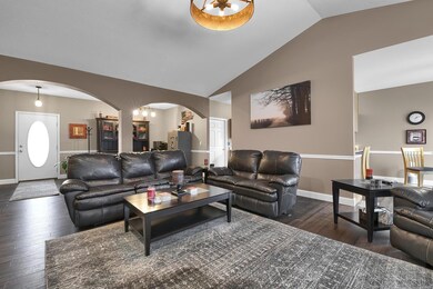 7531 Stonebridge Golf Dr, Maryville, IL 62062 - photo 4