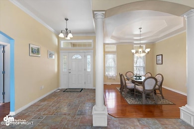05-ENTRY-DINING ROOM_WCP_IMG_1-2709
