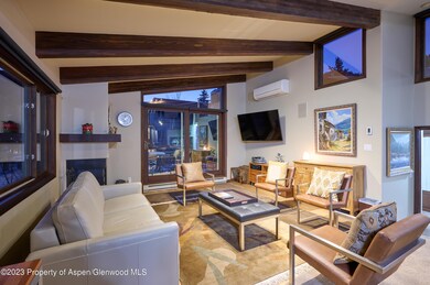 210 E Hyman Ave Unit 6 HighRes 04