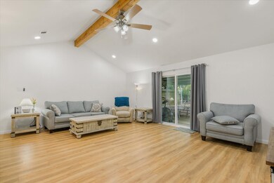 10902 Overlea Dr, Houston, TX 77089 - photo 6