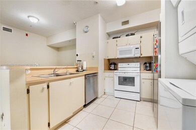 7210 NW 114th Ave unit 20415, Doral, FL 33178 - photo 5