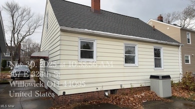 363 E 324th St, Willowick, OH 44095 - photo 2