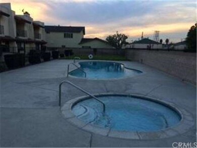 17446 Virginia Ave unit 10, Bellflower, CA 90706 - photo 4