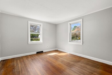 50 Hoover Rd, Walpole, MA 02081 - photo 6