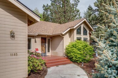 1185 SE Shadowood Dr, Bend, OR 97702 - photo 2