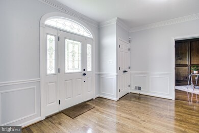 1035 Northwoods Trail, McLean, VA 22102 - photo 4