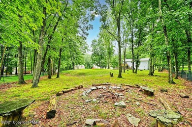 2208 Cramer Rd, Bushkill, PA 18324 - photo 5