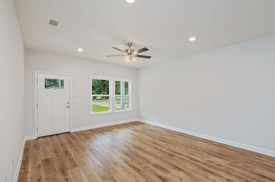 579 Brock Ave, Crestview, FL 32539 - photo 3