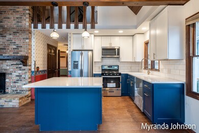 7011 S Brooks Road , Fruitport, Michigan