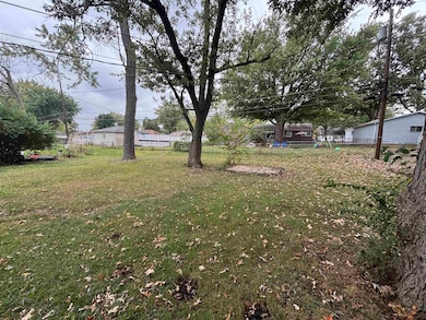 5922 Southcrest Rd, Fort Wayne, IN 46816 - photo 4