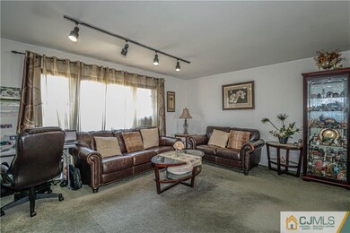 199 Evergreen Rd unit 12-B, Edison, NJ 08837 - photo 7