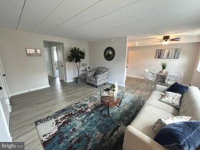 1 Radnor Dr unit F2, Newtown Square, PA 19073 - photo 4