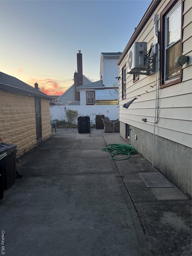 17816 145th Ave, Jamaica, NY 11434 - photo 7