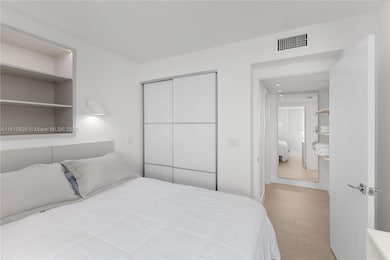 Mirador 1000 unit 1522, Miami Beach, FL 33139 - photo 4