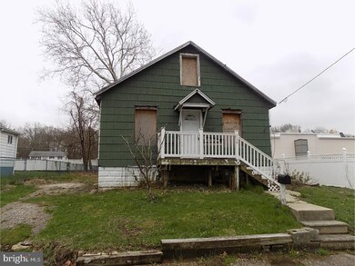 738 Iszard Rd, Woodbury, NJ 08096 - photo 5