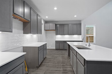 5122 Blessing Dr, Katy, TX 77493 - photo 5