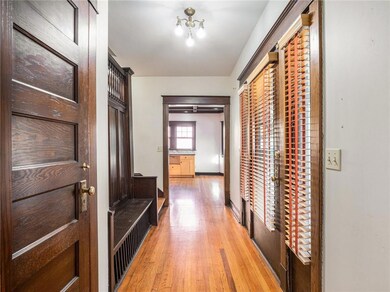 3839 Harrison Blvd, Kansas City, MO 64109 - photo 7