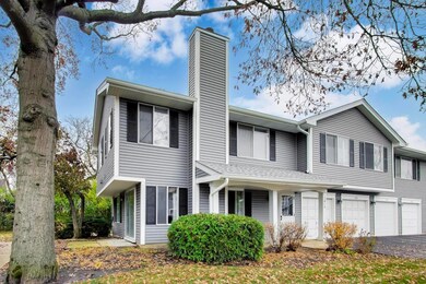 1316 Barclay Ln unit 13, Deerfield, IL 60015 - photo 2