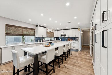 2715 E Sierra St, Phoenix, AZ 85028 - photo 7