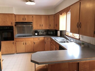 3255 Willis St, Erie, PA 16506 - photo 7