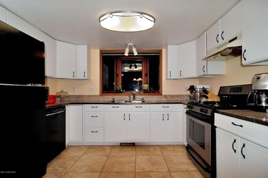 Great Kitchen with Gas Range