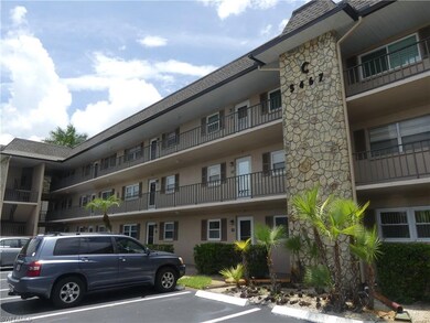 5467 Rattlesnake Hammock Rd unit 303C, Naples, FL 34113 - photo 3