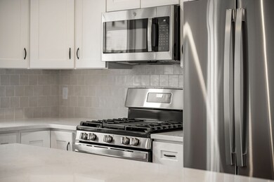 34 Union St unit 34, Lowell, MA 01852 - photo 3