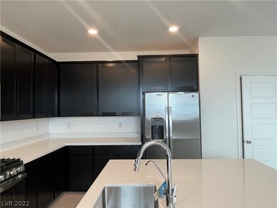 6841 Chargehand Ave, Las Vegas, NV 89156 - photo 7