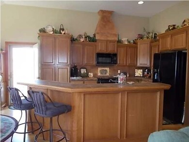 Nice wood and tile eating bar for the family gathe