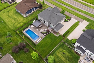 3669 Audubon Ave_04