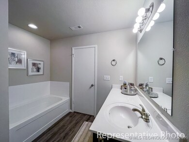 8301 E Reno St, Broken Arrow, OK 74014 - photo 6