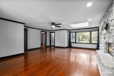 911 S 7th St, Saint Charles, IL 60174 - photo 3