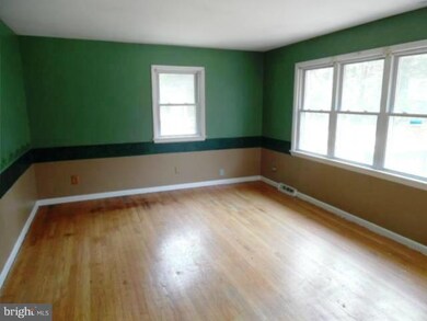 25130 Jones Rd, Mechanicsville, MD 20659 - photo 2